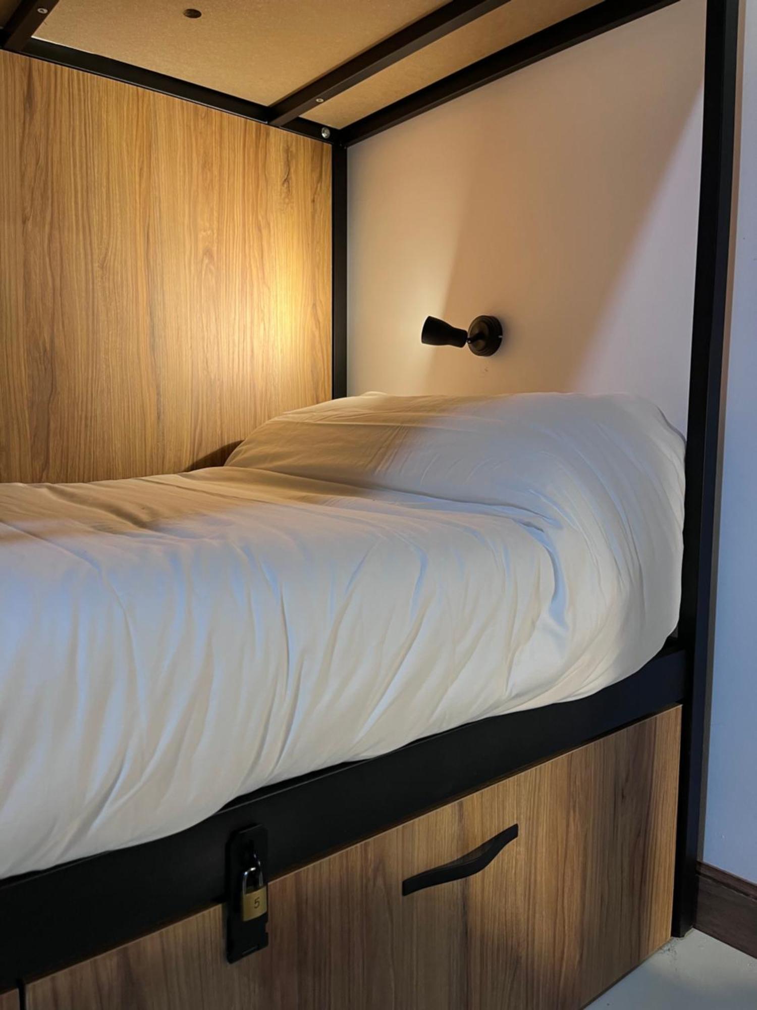 Olabe Hostel Ea Luaran gambar